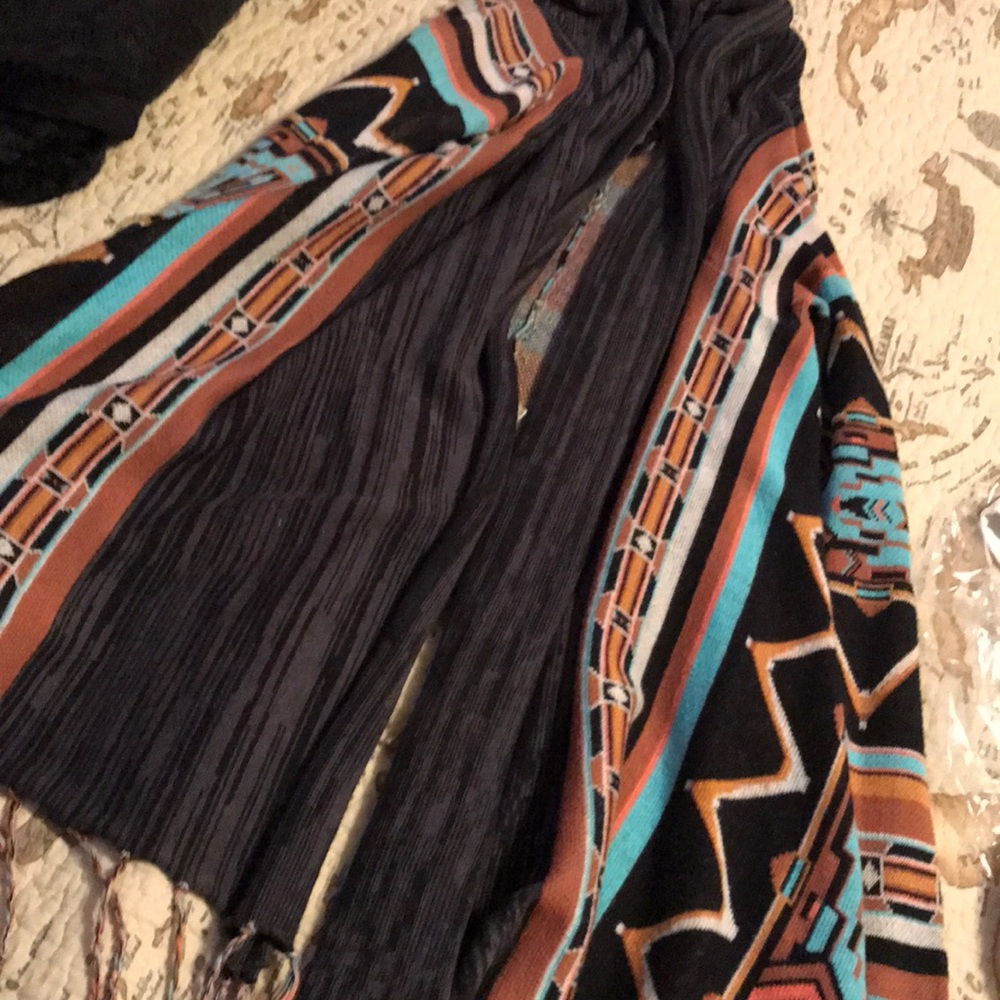 Billabong cute poncho like jacket